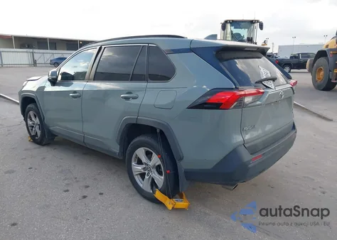 2019 Toyota Rav4 Xle z USA, uszkodzony, nr VIN JTMP1RFV3KD040801